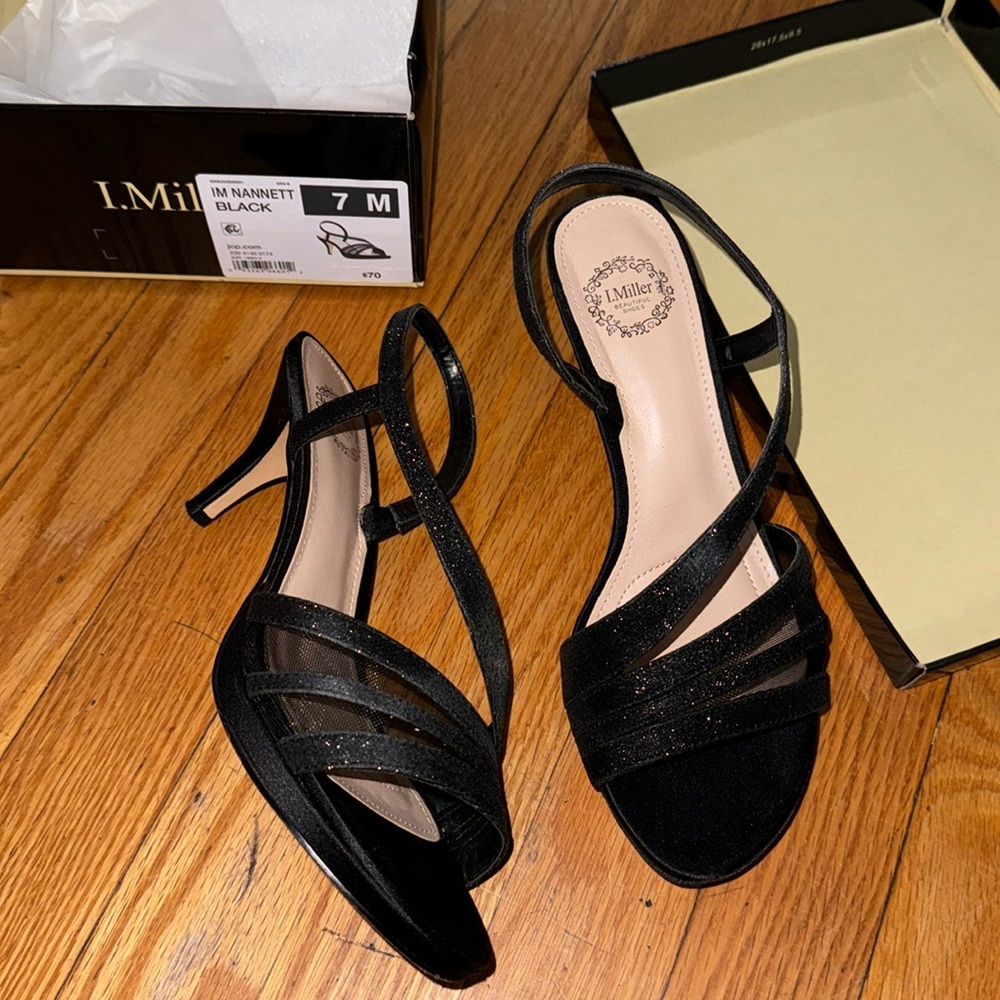 Black formal heels 7